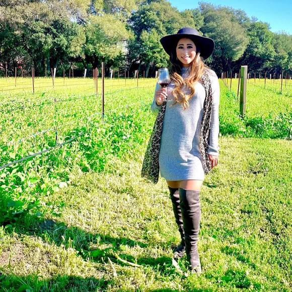 Meet your Posher, Michelle - Picture 1 of 1